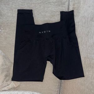 NWT NVGTN leggings